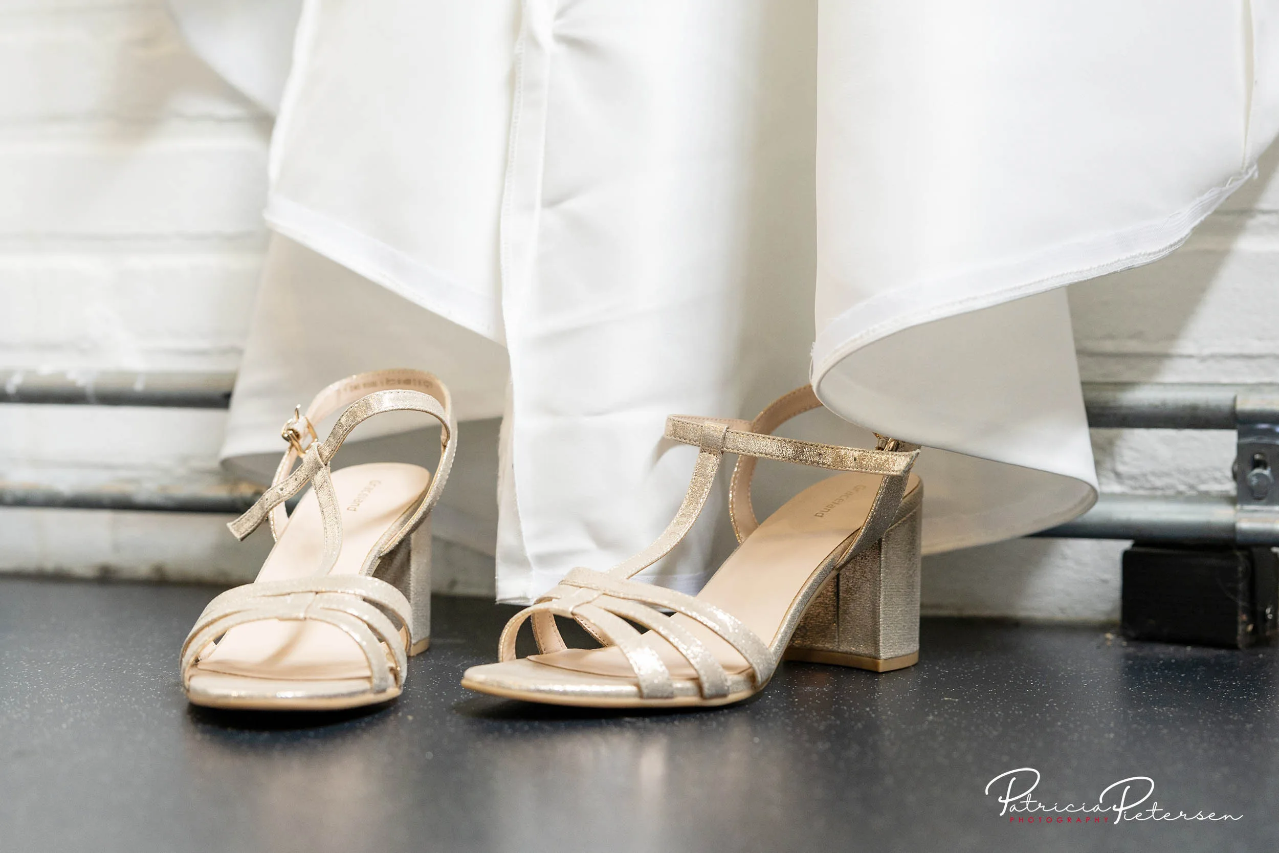 trouwreportage_theater_posa_kevin_rosa_alpaca_manege_lelysta (1)