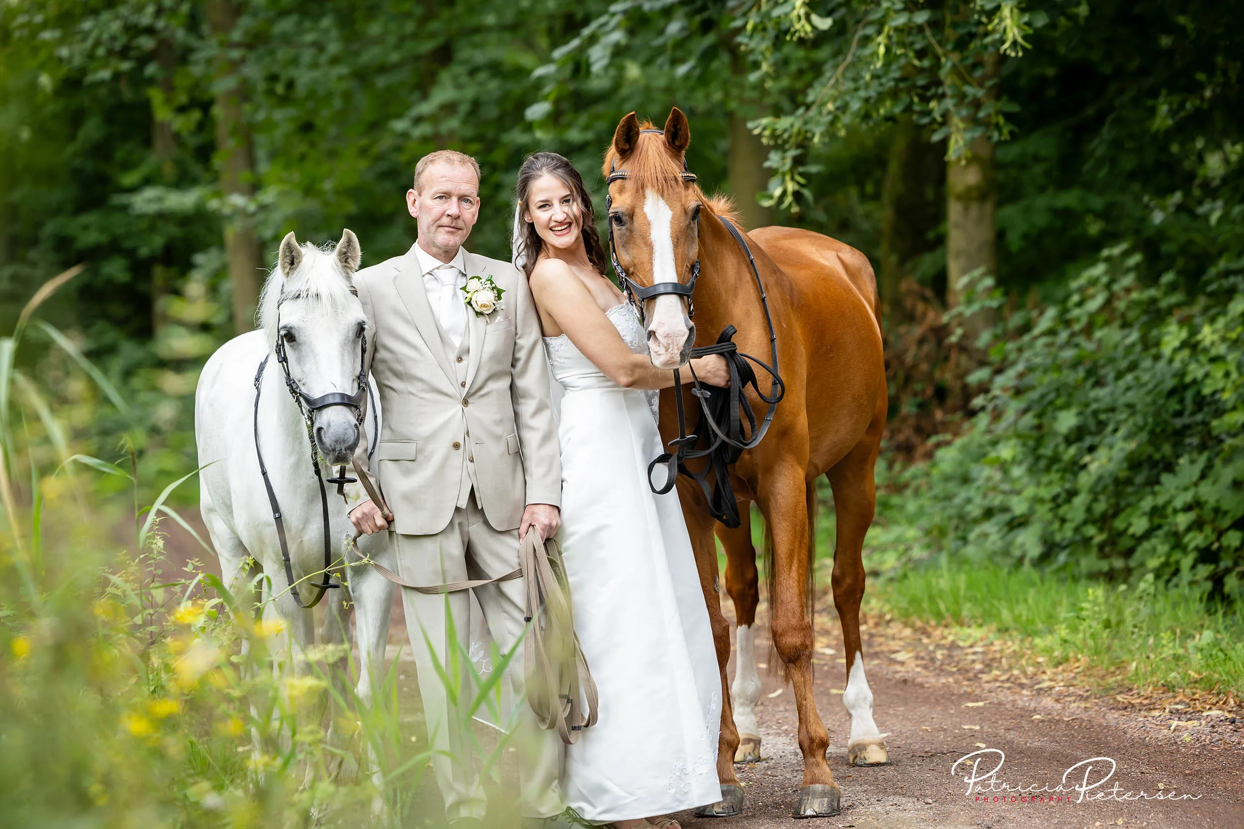 trouwreportage_theater_posa_kevin_rosa_alpaca_manege_lelysta (27)