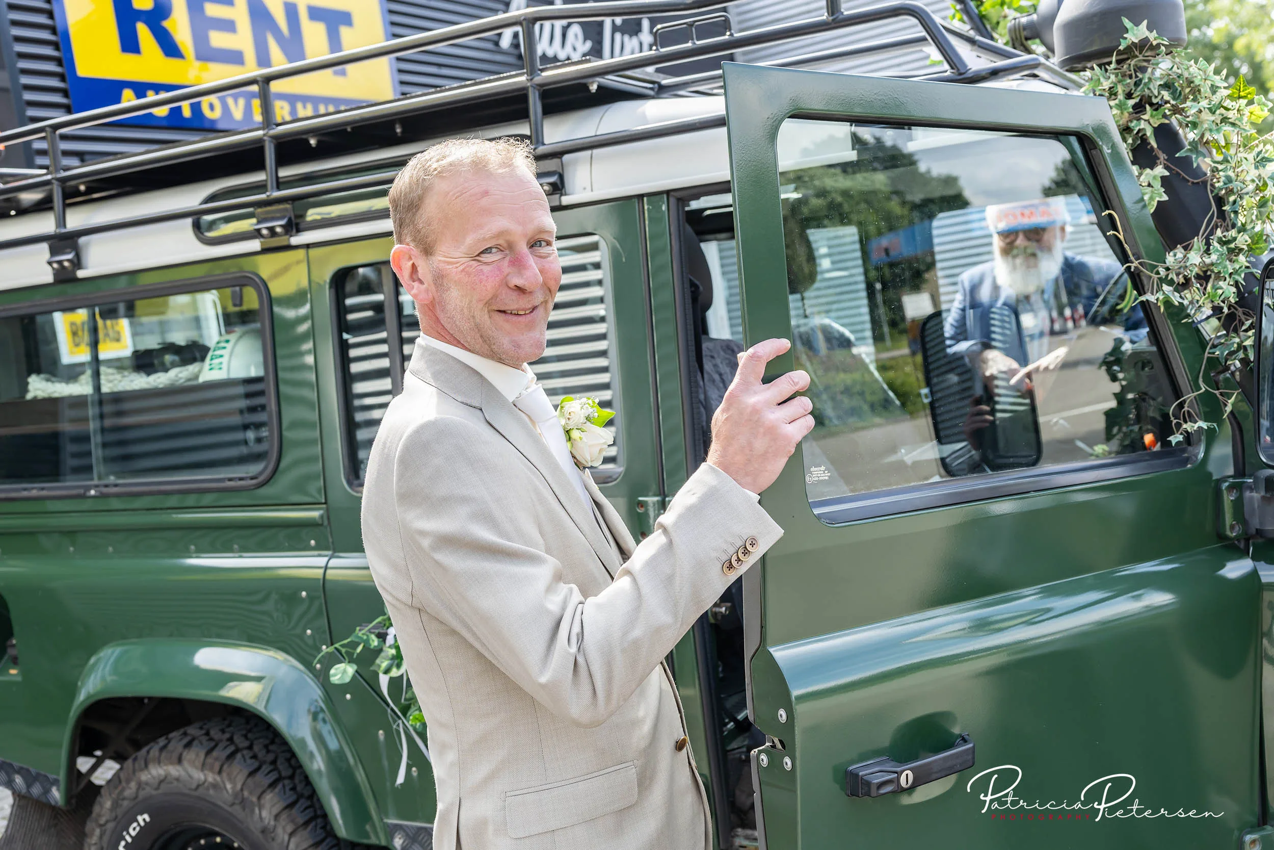 trouwreportage_theater_posa_kevin_rosa_alpaca_manege_lelysta (8)